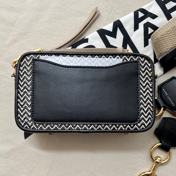 SOLD Marc Jacobs The Mixed Media Snapshot Crossbody Bag - Black - Picture 4 of 10